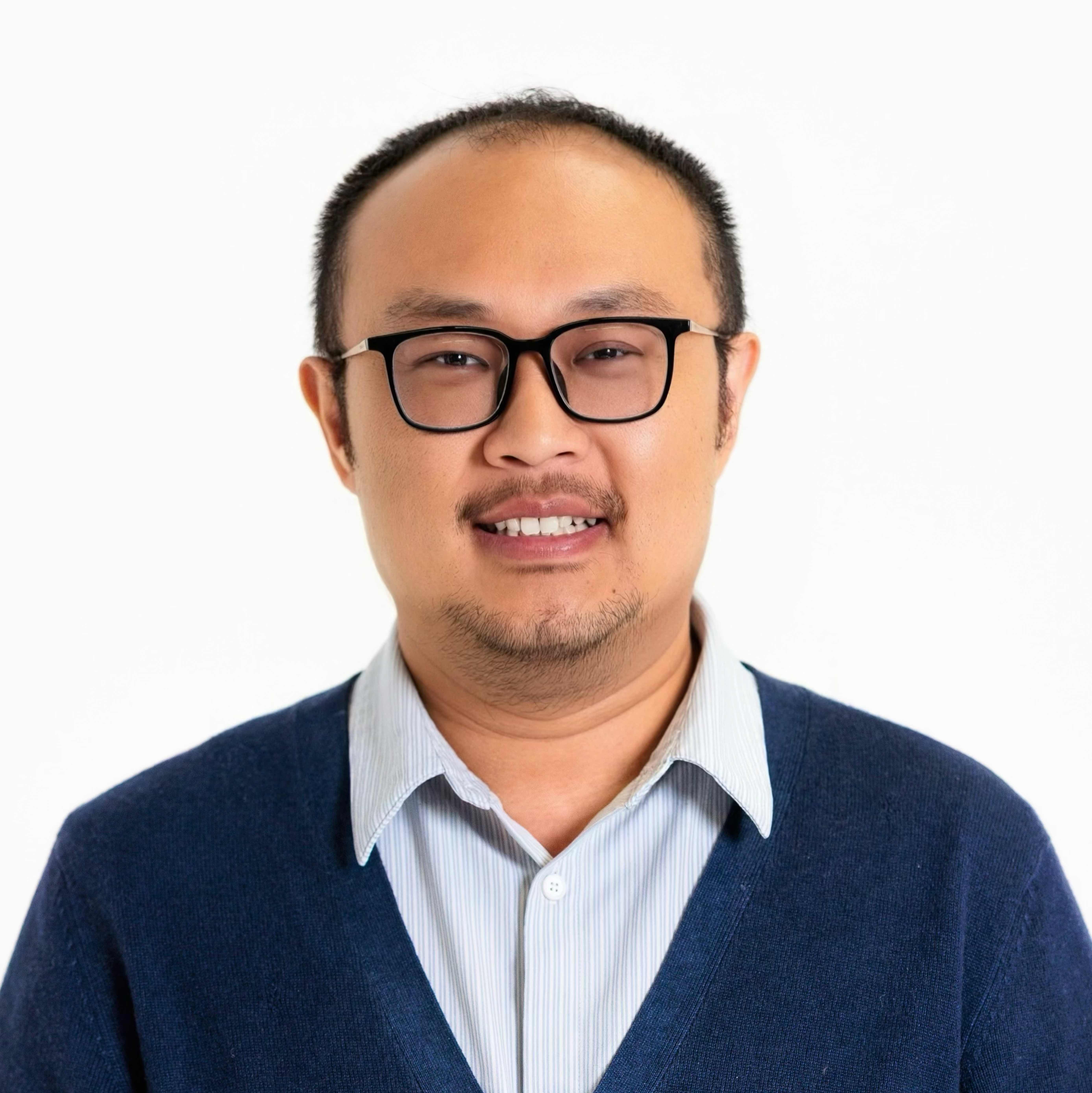 Jiabao Gao, therapist